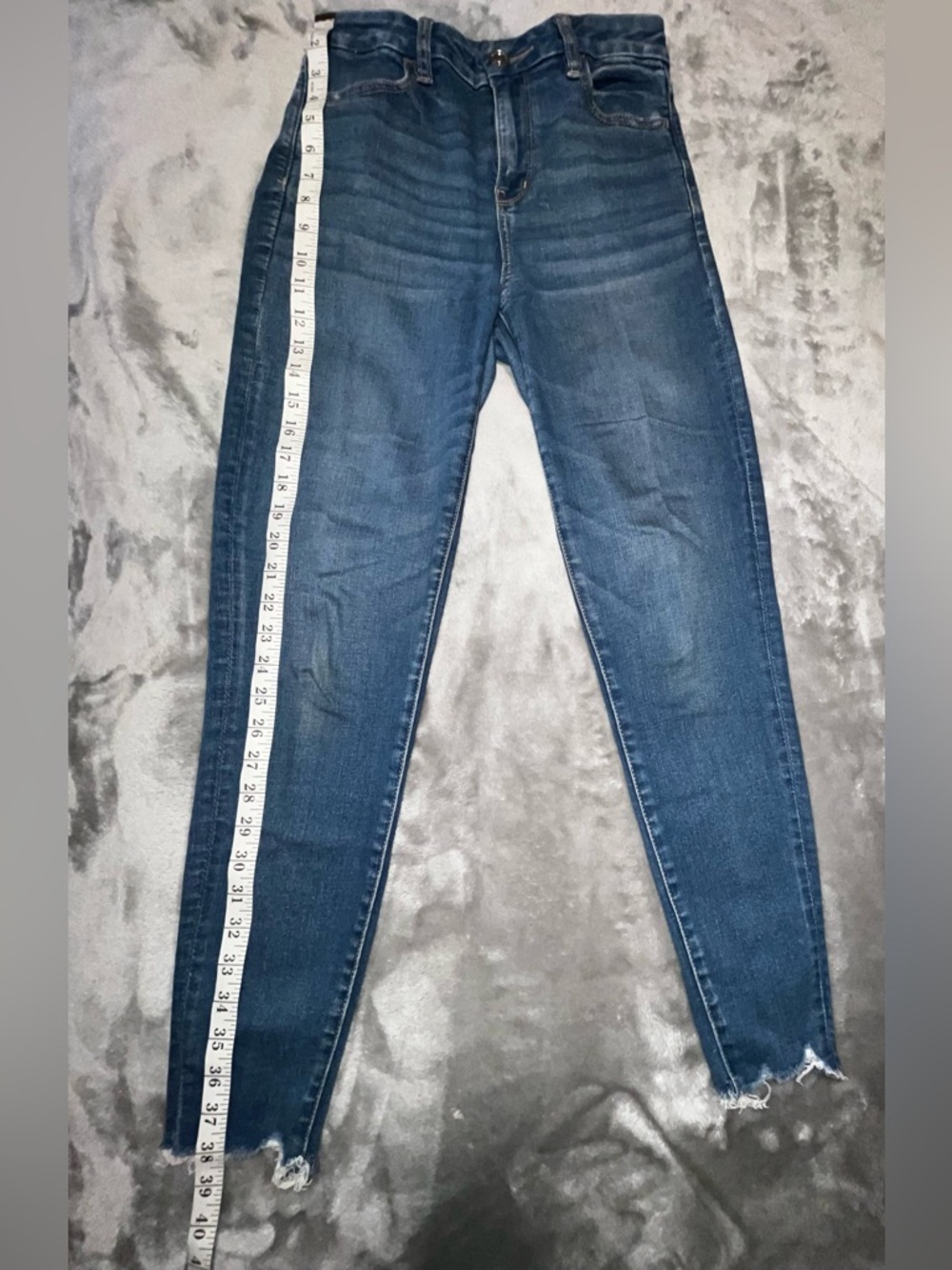 American Eagle Outfitters Dark Blue High-Rise Skinny Jeans size 2